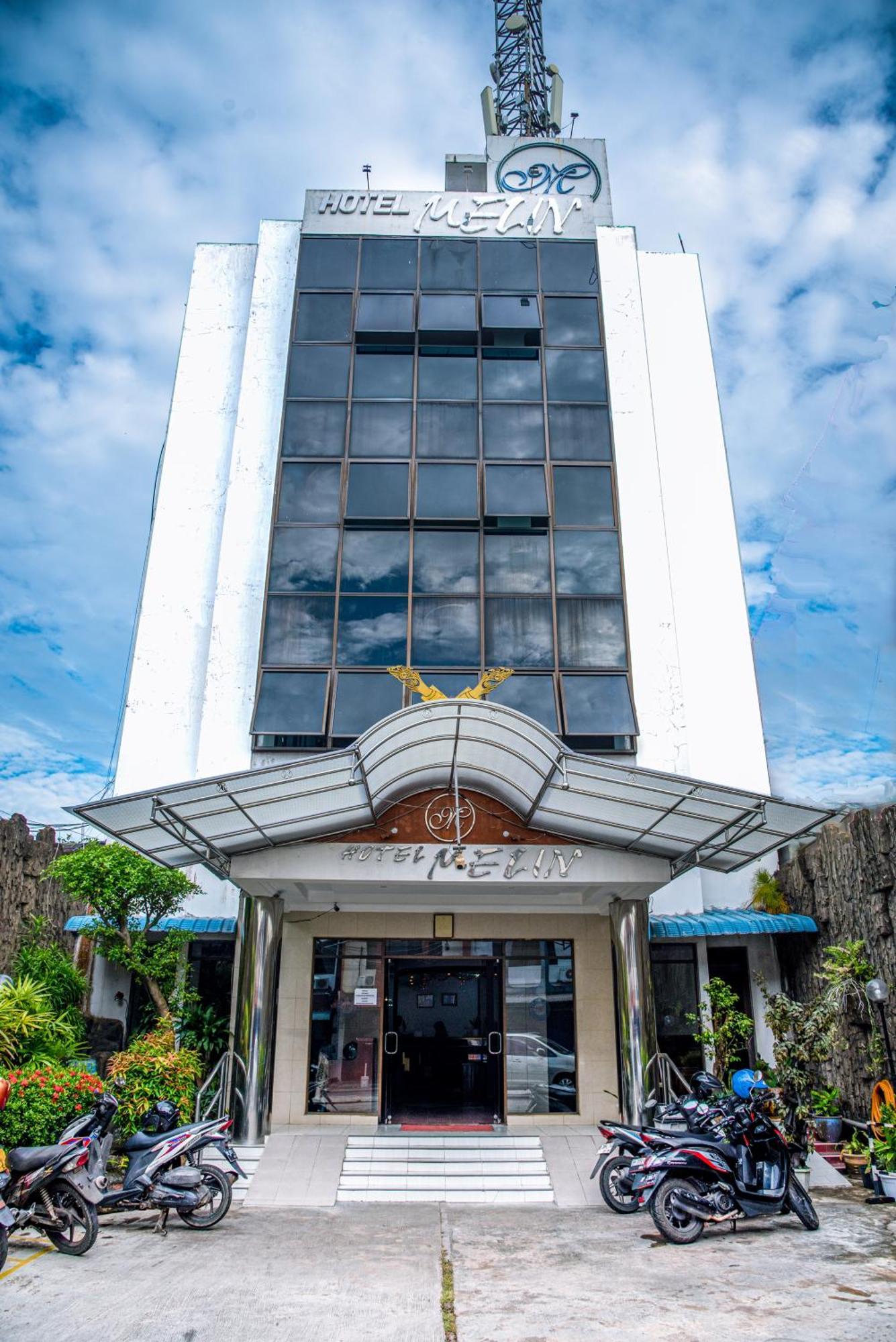 Melin Hotel Tanjungpinang Екстериор снимка
